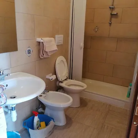 Casa Vacanze A 250Mt Dal Mare. Piano Terra Con Giardino E Parcheggio Auto Privato * Cariati